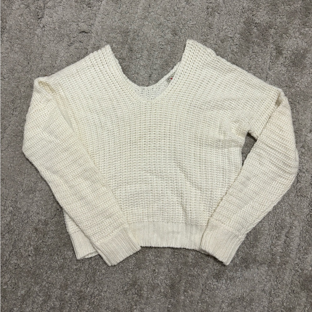 White knit sweater